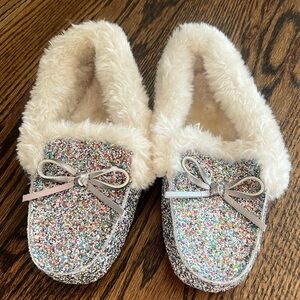 Land’s end slippers never worn size 2